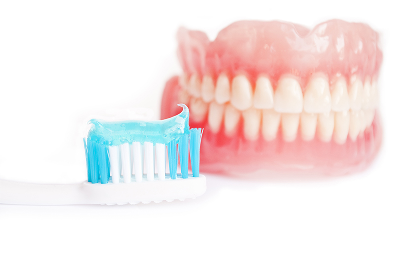 歯磨き粉で歯は白くなる？